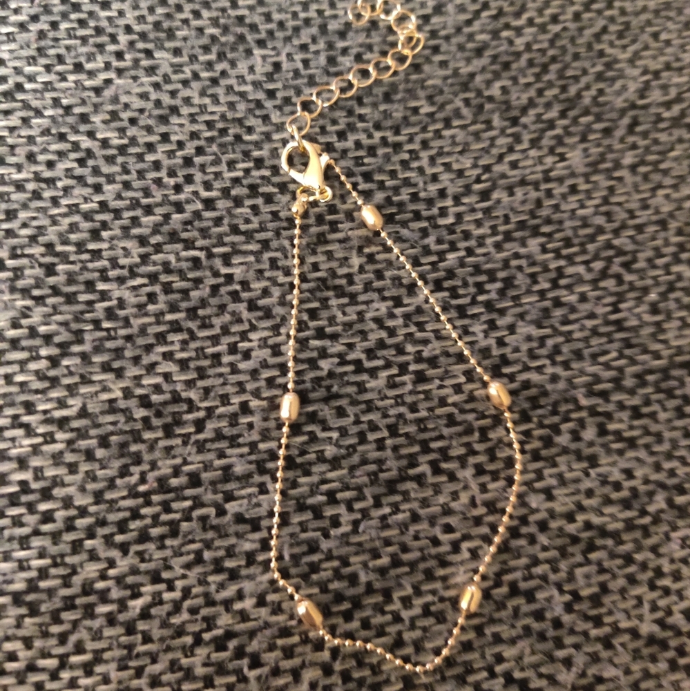 Elegant Gold Beaded Bracelet